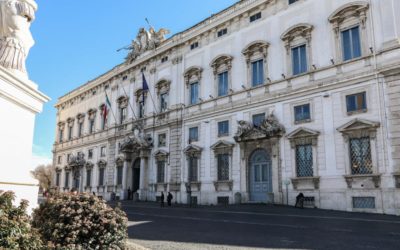 Sospensione retroattiva del corso della prescrizione del reato ad opera della legislazione emergenziale: dubbi di costituzionalità respinti